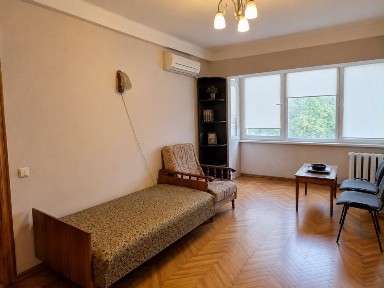 Київ, Дніпровський, Ентузіастів вул. 9/2