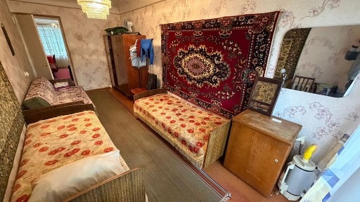 Продаж двокімнатної квартири на Грушевського