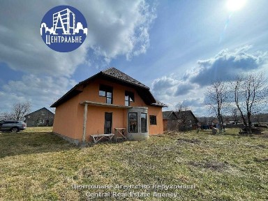 Продаж будинку у с. Стара Жадова