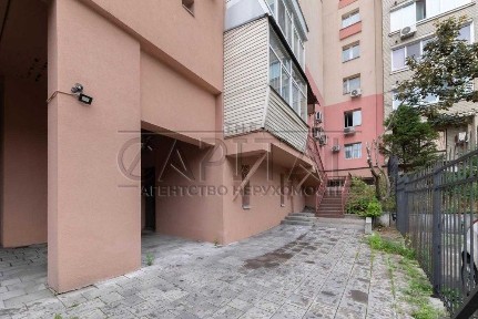 Продажа Фасадный 2-уровневый Офис (168м2) ул. Антоновича 122, Печерск