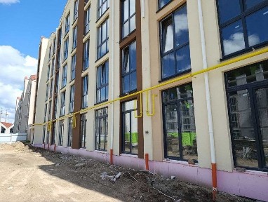 Продаж 1 ком квартири з двориком Петрівський квартал