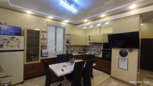 Продаж двоповерхового будинку в центрі міста Ужгорода