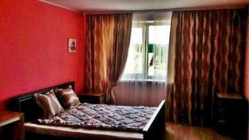 Оренда будинку рядом з кільцем від власника, на проти ТРИ СЛОНА