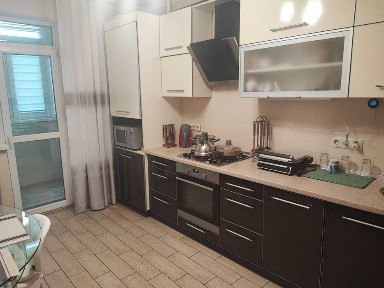 Перспективна мікрорайон Садовий 2 кімнатна квартира. Програми так.