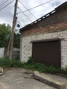 Оренда магазину та складських приміщень