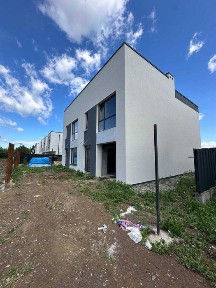 Продам готовий дуплекс в с. Крихівці