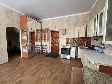 Продам 2 к. квартиру на Залютіно єВідновлення