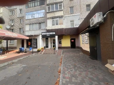 Сдам комерційне приміщення на Парусі