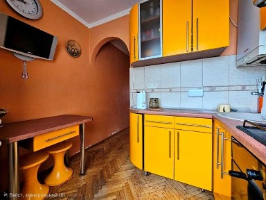 Житлова 3-кімнатна квартира з власним опаленням, меблями та технікою.
