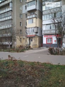 Продаж офісного приміщення 51.9 кв. м. на 1 поверсі на вул. Палія Семена 126, десятиповерхова будівля • ID 32078179