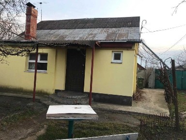 Пропонуємо до продажу повноцінний будинок в районі 