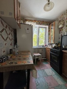 Продаж 3 кімнатної квартири по Героїв Рятувальників Волкова