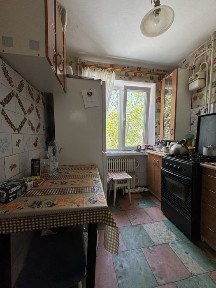 Продаж 3 кімнатної квартири по Героїв Рятувальників Волкова