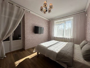 Продаж 3-кім в центрі міста
