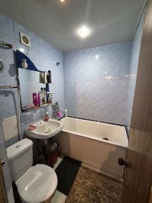 Продаж 3-х кімнатної квартири. 44 квартал. Вулиця Рекордна.