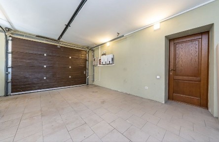 Оренда будинку 285 м. кв з повноцінним укриттям