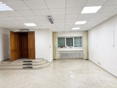 Здам фасадне комерційне приміщення 164,9 м², Харківське шосе, 58А