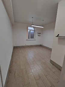 Оренда 20м2 в центрі м. Буча! Фасадний вхід