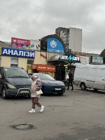 Київ, Деснянський, проспект Червоної Калини 26