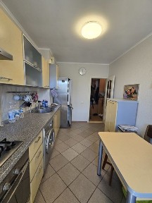 В продаже 3-х комн. квартира. Ул. Героев Обороны.
