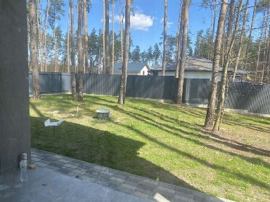 Продаж будинку в лісі, Путрівка від забудовника