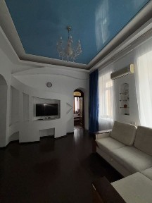 Продам уютную 3-комнатную квартиру в центре Одессы, ул. Кузнечная