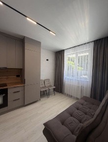 Продаж 1,5 квартири, Вул. Тихого