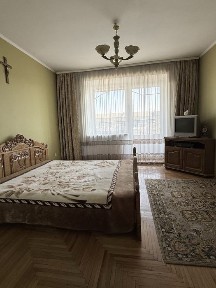 м. Надвірна 3-х кім квартира вул. Грушевського