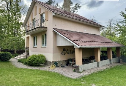 Оренда будинку біля парку «Незнайка».