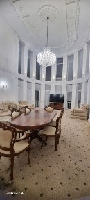 Конча Заспа Козин Золотые Ворота дом с бассейном и выходом на Козинку