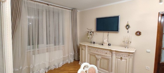 Оренда будинку 130м² в центрі (Соборна площа). Інвертор+Сонячні панелі