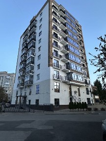 Оренда дизайнерської 2 кімнатної 72 метри новобудови з крутим новим ремонтом 2 поверх