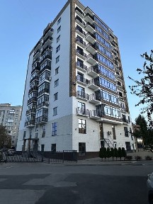 Оренда дизайнерської 2 кімнатної 72 метри новобудови з крутим новим ремонтом 2 поверх