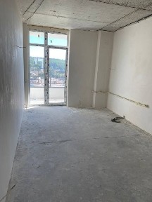 Продаж 1к квартири з частковим ремонтом Синергія Сіті