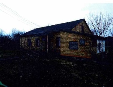 Нежитлова будівля 102,9 м2, 0.2 га, Пії, вул Бузкова 2