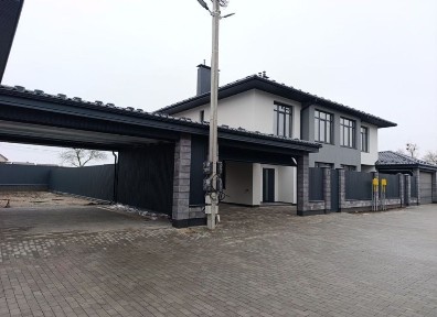 Просторий дуплекс преміум-класу 130 м² + тераса 14 м² на ділянці 3,82 сотки