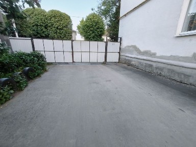 Оренда трьохкімнатної квартири бюджет в самому центрі Житомира з Автономним опаленням, як під житло так і комерційну діяльність, перукарня салон краси