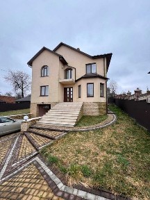 Продається будинок у місті Чернівці вул. Тихорецька р-н Січових Стрільців / Роксолани / Фастівської