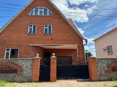 Ідеальний будинок для великої сім'ї та потужно для бізнесу вул. Трусова