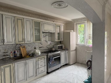 Будинок, м-н Горяне, 210 м, 6 кімнат