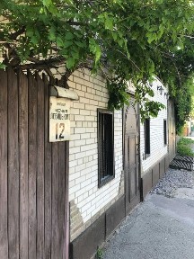 Продаж Будинку, Фортеця на 4 сотках Солом'янський р-н. Вулиця Нечуя-Левицького 12 -А. Без комісії.