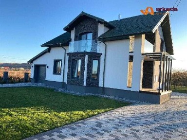 Продаж сучасного будинку в мальовничій локації поблизу Івано-Франківська