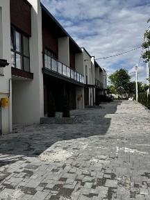 Будинок таунхаус Центр міста 100м2 квартира