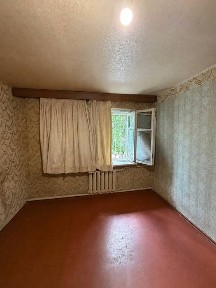 Продам 1 кім. Квартиру по вул. Радіо космічний мкр