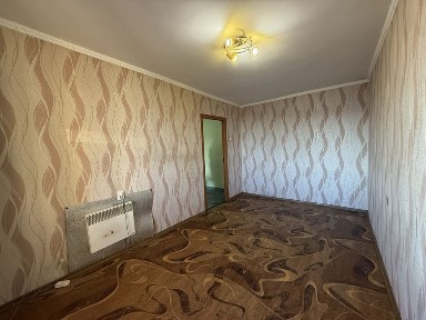 Продам 2х. кімнатну квартиру на Попова