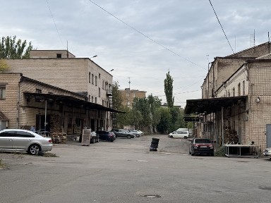 Кривий Ріг, Центрально-Міський, вулиця Вахтангова 6