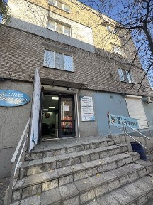 Продам нежилое помещение в Центре Югока проспект Южный.
