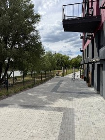 Оренда комерційного приміщення з видом на озеро ЖК City Lake