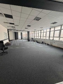 Здам офісне приміщення по Євгена Коновальця. БЦ Хвиля