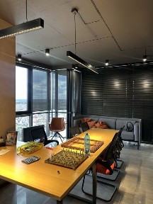 Оренда комерційного VIP-пентхауса (офісу), ЖК <a href='/newbuilding/6530/view/zk-grand-burze'>Гранд Бурже</a> Avenir Plaza